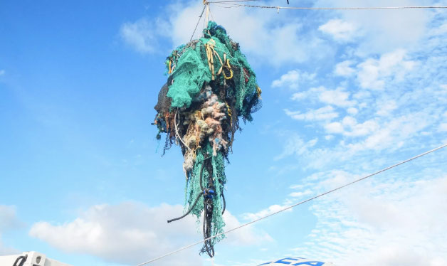 Lixo nos oceanos (Foto: Divulgação/The Ocean Cleanup)